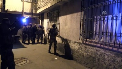 kacak - Adana'da silah kaçakçılığı operasyonu: 8 gözaltı Videosu