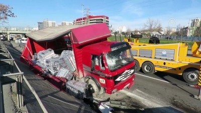 aluminyum - Bahçelievler'de zincirleme trafik kazası: 2 yaralı - İSTANBUL Videosu