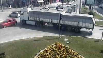 aydinlatma diregi - Trafik kazaları MOBESE kameralarına yansıdı - DÜZCE Videosu