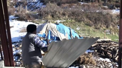 asiri yagis - Çöken evde 3 ferdi ölen ailenin yarım kalan inşaatını devlet tamamlıyor - SİİRT Videosu