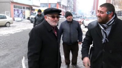 la paz -  - Kars’ta, Yılbaşı hindileri görücüye çıktı Videosu