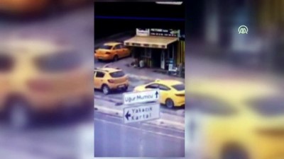 taksi duragi - Pendik'teki çifte cinayet - Zanlı adliyeye sevk edildi - İSTANBUL Videosu