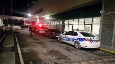 sparta -  Direksiyonu kilitlenen kamyon, polis ve jandarma kontrol noktasına girdi: 2’si polis 3 yaralı Videosu