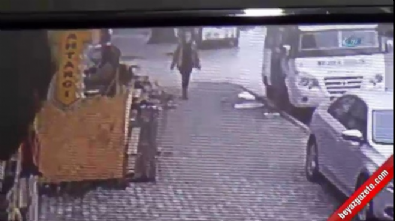 İnşaat demiri genç kızı yaraladı 