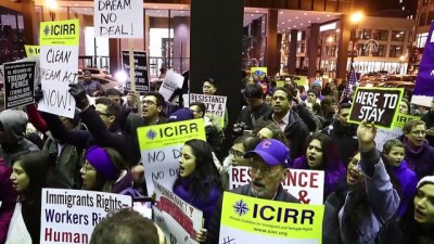 sinir disi - Chicago'da 'hayalperest' protestosu  Videosu