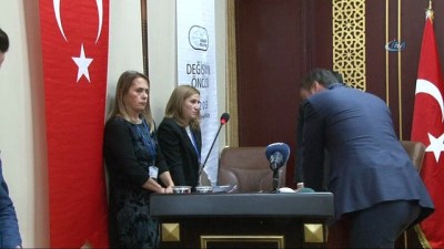 istifa -  Esenyurt'un yeni Belediye Başkanı Ali Murat Alatepe oldu  Videosu