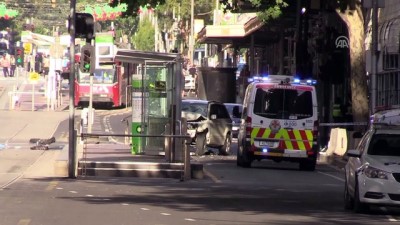 gorgu tanigi - Avustralya’da araç kalabalığa daldı (2) - MELBOURNE  Videosu