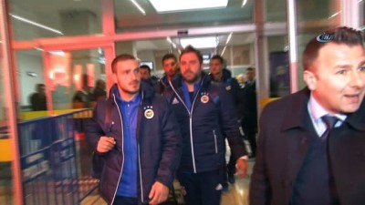 takim otobusu - Fenerbahçe Kafilesi Konya’da Videosu