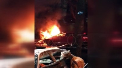 cep telefonu -  Bayrampaşa’da kaza yapan araç alev aldı: 1’i ağır 2 yaralı  Videosu