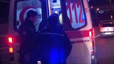 saglik ekibi -  E-5’te bariyere çarpan araç yan yattı: 1 yaralı  Videosu