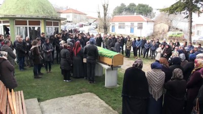 koy mezarligi - Kazada ölen oğlunun cenaze namazını imam babası kıldırdı - KIRKLARELİ  Videosu