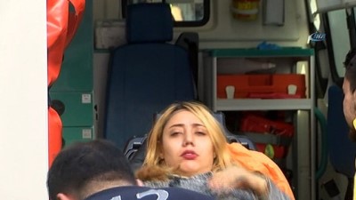mermi -  Taksim'de iddiaya göre kafasına yorgun mermi isabet eden Mısır uyruklu Zahide Muhammed F. isimli kadın yaralanarak hastaneye kaldırıldı.  Videosu