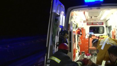 trol - Yolcu otobüsü devrildi: 32 yaralı - KONYA  Videosu