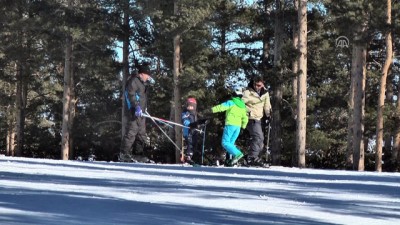 yabanci turist - Cıbıltepe Kayak Merkezi yılbaşına hazır - KARS  Videosu