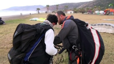 parasutcu - Gazipaşa Selinus Plajı'nda yamaç paraşütü yer çalışması yapıldı - ANTALYA  Videosu