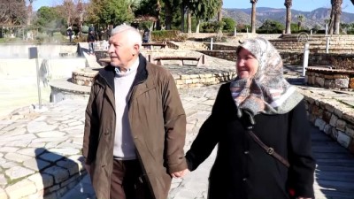 yabanci turist - Ege'deki turizm merkezlerinde yeni yıl yoğunluğu - DENİZLİ  Videosu