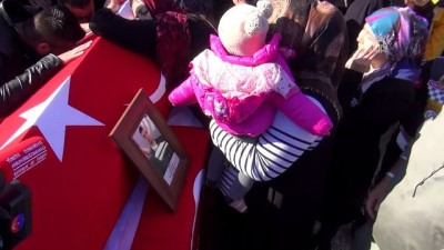 cenaze namazi - Şehit Piyade Uzman Çavuş Çil, son yolculuğuna uğurlandı - ADANA  Videosu