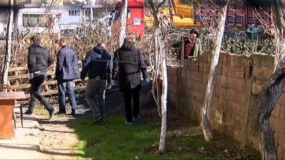 trol -  Sancaktepe'de çekiçle öldürülen 2 kardeşin cesedi adli tıpa gönderildi Videosu
