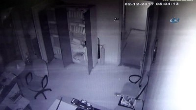 dizustu bilgisayar -  - Bursa'da hırsızlık çetesinin güvenlik kamerası görüntüleri 'bu kadarına da pes' dedirtti  Videosu
