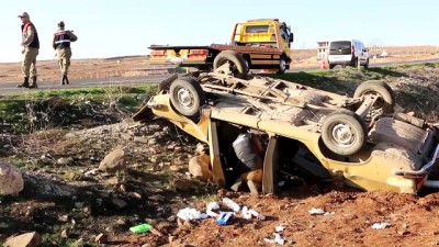Şanlıurfa'da otomobil devrildi: 5 yaralı 