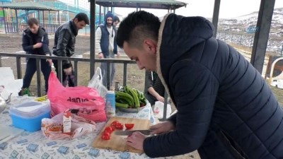  Ağrı’da yılın son pikniğini öğretmenler yaptı 