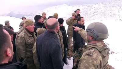 askeri birlik - Cumhurbaşkanı Erdoğan, Kato Dağı'ndaki operasyonla ilgili Soylu'dan bilgi aldı - ŞIRNAK Videosu