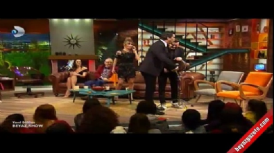 beyaz show - Beyaz da o modaya uydu  Videosu