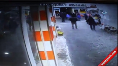 semt pazari - Ağrı'daki çökme kamerada  Videosu