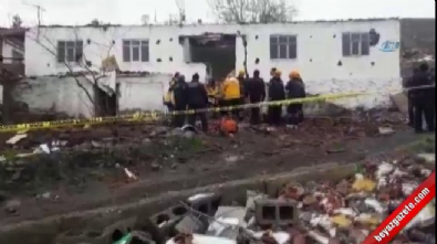 Suriyeli aile göçük altında kaldı: 1 ölü