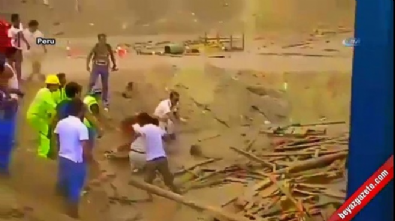 sel afeti - İnanılmaz kurtuluş kamerada  Videosu