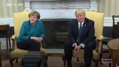 trump - Trump Merkel'in elini sıkmadı Videosu