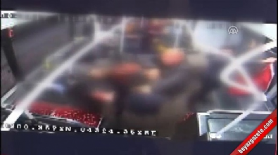 adnan menderes - Türk bayrağını otobüs camından indirme anı kamerada Videosu