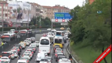 19 mayis - Bayram tatili İstanbul trafiğini kilitledi Videosu