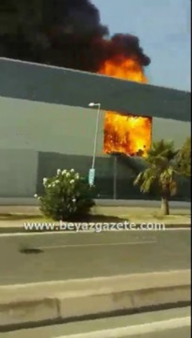 yangin yeri - İzmir Balçova Ege Park'ta büyük yangın!  Videosu