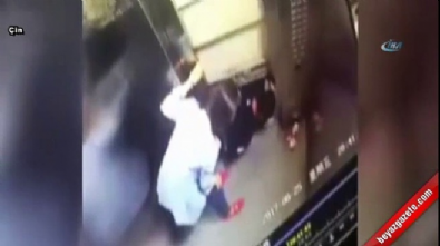asansor boslugu - Asansörde korkunç ölüm  Videosu