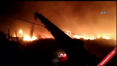 Başkent'te atık kağıt deposunda yangın Videosu