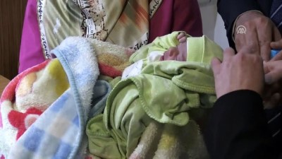 dogurganlik - Şanlıurfa'da yılın ilk bebeği  Videosu
