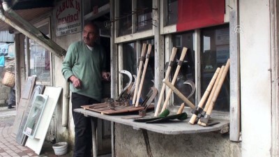 demircili - Turhan ustanın demirle 65 yıllık dostluğu - BARTIN  Videosu