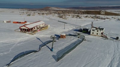 yabanci turist - ANADOLU'NUN KAYAK ZİRVELERİ - Van Gölü manzaralı kayağın adresi: Abalı  Videosu