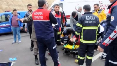 ticari arac - Adana'da trafik kazası: 4 yaralı Videosu