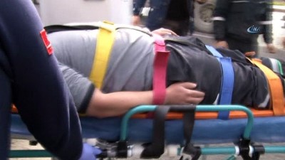 saglik ekibi -  Kocaeli’de zincirleme trafik kazası: 2 işçi yaralı  Videosu