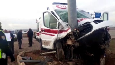 saglik personeli - Trafik kazası: 3 yaralı - BATMAN Videosu