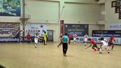 Avrupa Erkekler Salon Hokeyi Şampiyonası - Türkiye, Portekiz'e 8-4 yenildi - ANTALYA