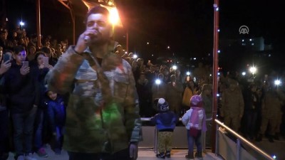 sarkici - Şırnak'ta Mehmetçik'e moral konseri  Videosu