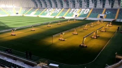 Akhisarspor'un yeni stadı basına tanıtıldı
