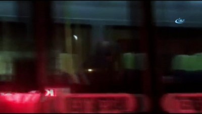 cep telefonu -  Altyapı çalışmalarında boru patladı, su metrelerce yukarıya fışkırdı Videosu