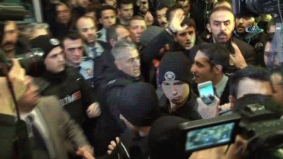 arbede - Arda Turan İstanbul'a geldi  Videosu
