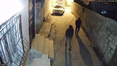 maskeli hirsiz -  Önce komşuya, sonra polise yakalandılar...Hırsızlar kamerada  Videosu