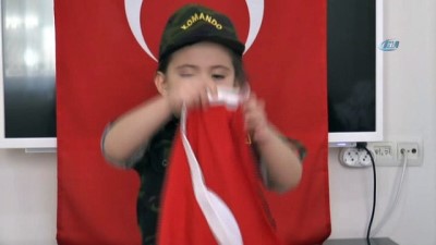 ustun zekali -  4 yaşındaki Hazal istiklal marşının tamamını ezbere biliyor  Videosu