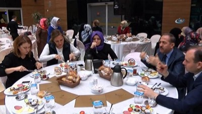 omurga -  Fatih Belediye Başkanı Demir, imamlarla kahvaltıda bir araya geldi  Videosu